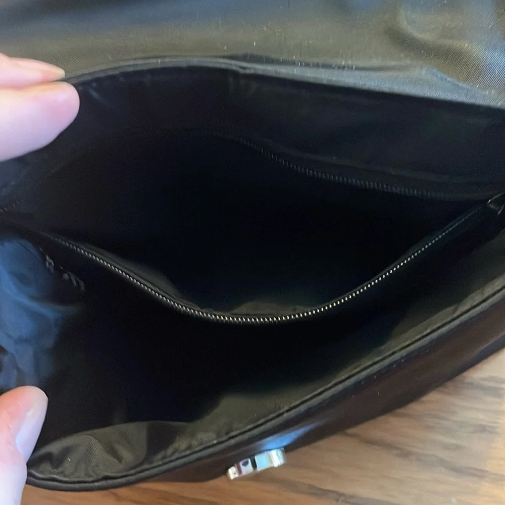 Evan Picone, Small Black Shoulder Bag, NWOT - Picture 3 of 6